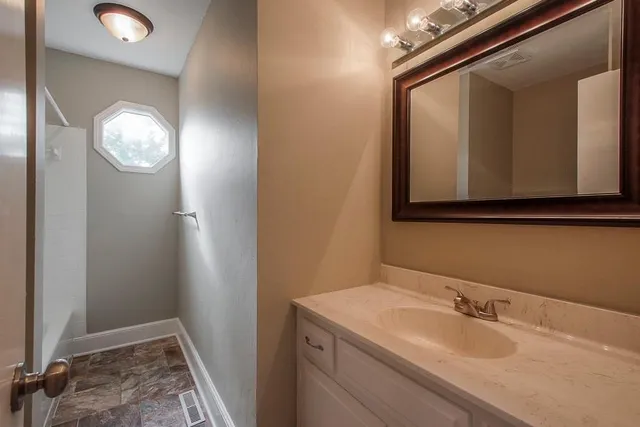 $309,900 | 5835 North College Avenue, Gladstone, MO 64119