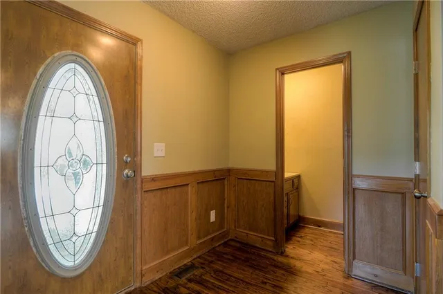 $309,900 | 5835 North College Avenue, Gladstone, MO 64119