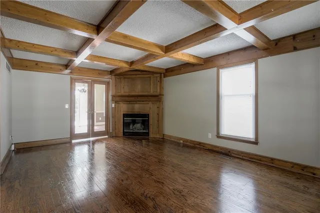 $309,900 | 5835 North College Avenue, Gladstone, MO 64119