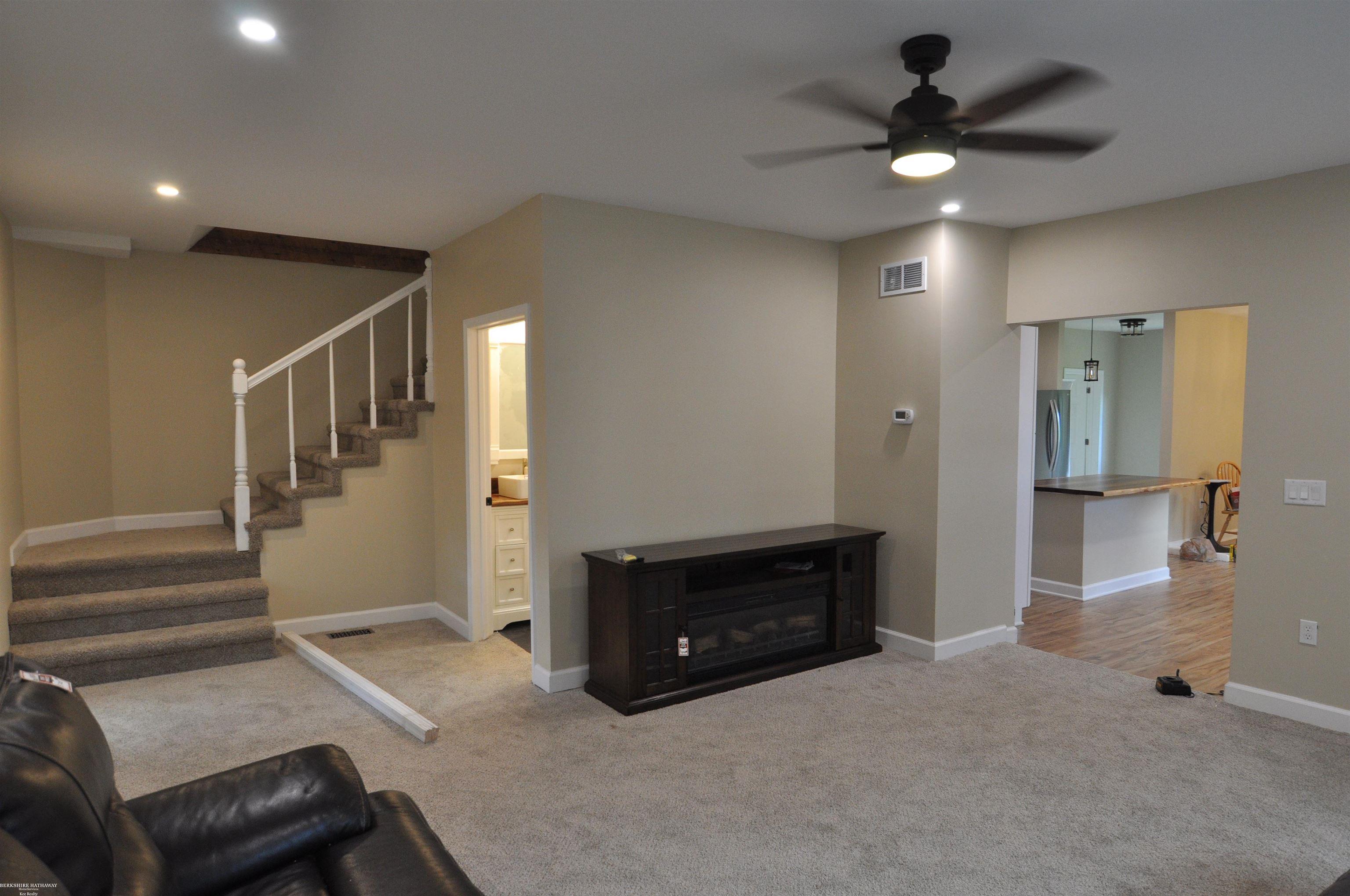 379 Wales Ridge Road Goodells, MI 48027 - Photo 11 of 12 50115598-10.JPG
