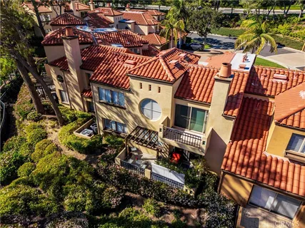 $1,699,888 | 903 Muirfield Drive, Newport Beach, CA 92660
