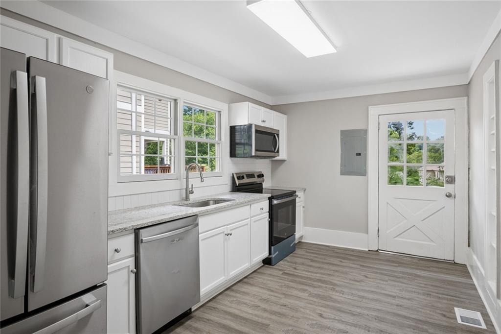 2498 White Oak Drive Decatur, GA 30032 - Photo 18 of 32 Gallery Image 18