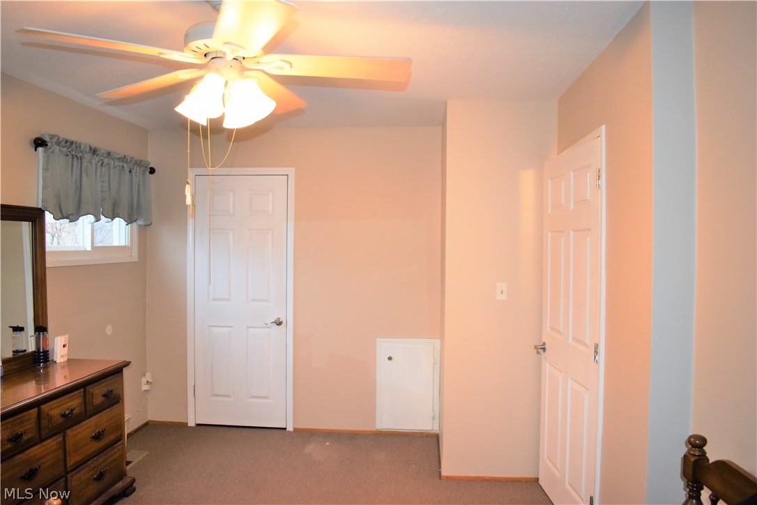 6413 Sherborn Road Parma Heights, OH 44130 - Photo 13 of 30