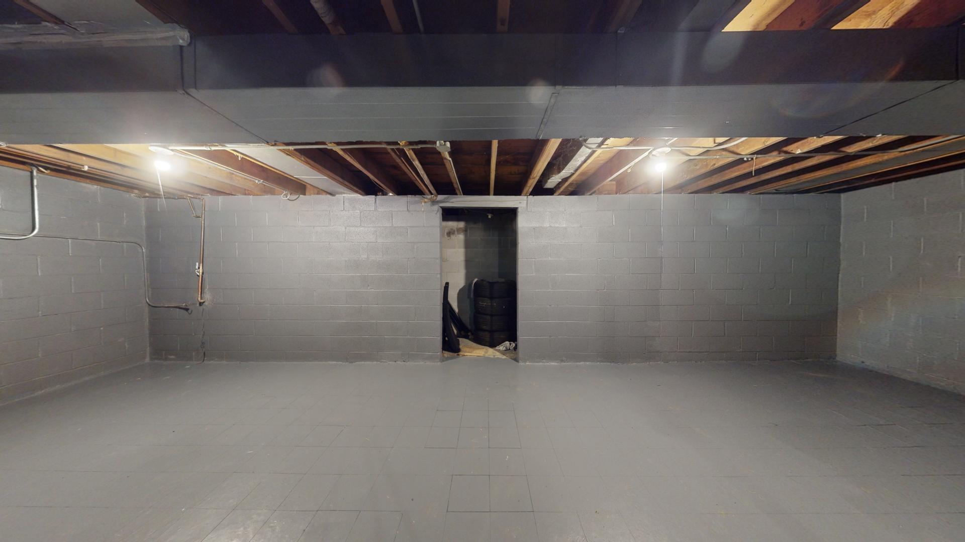 4377 Kentucky Street Gary, IN 46409 - Photo 19 of 20 a view of small space