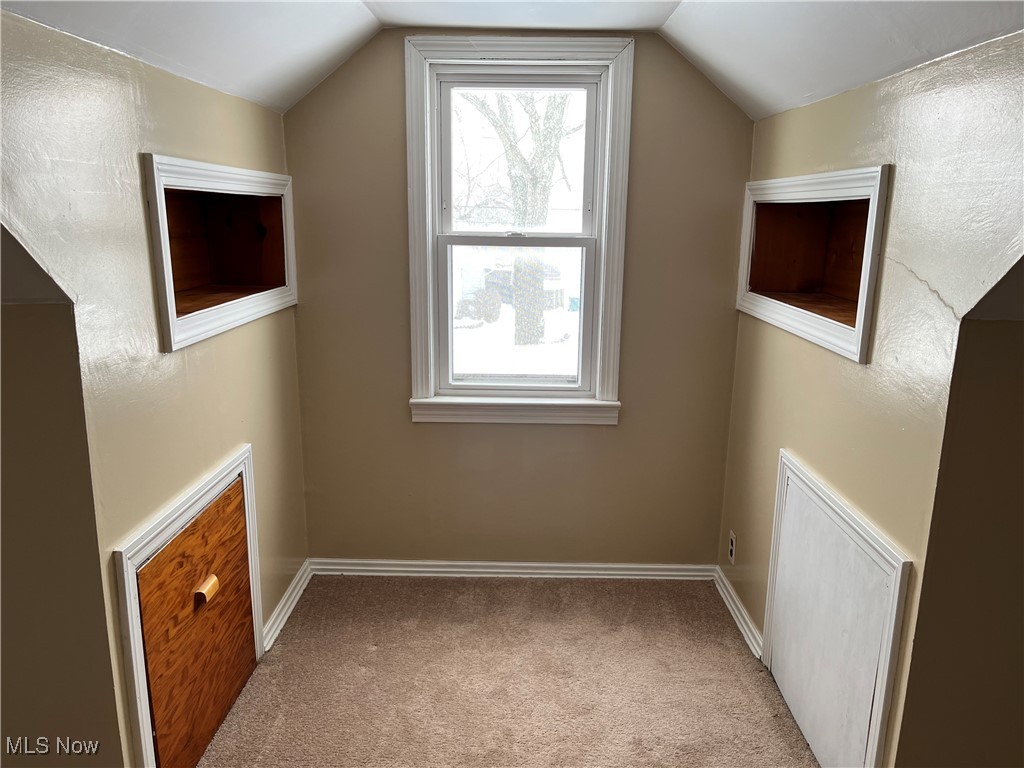15405 Corkhill Road Maple Heights, OH 44137 - Photo 35 of 50 Quaint Window Nook with storage access