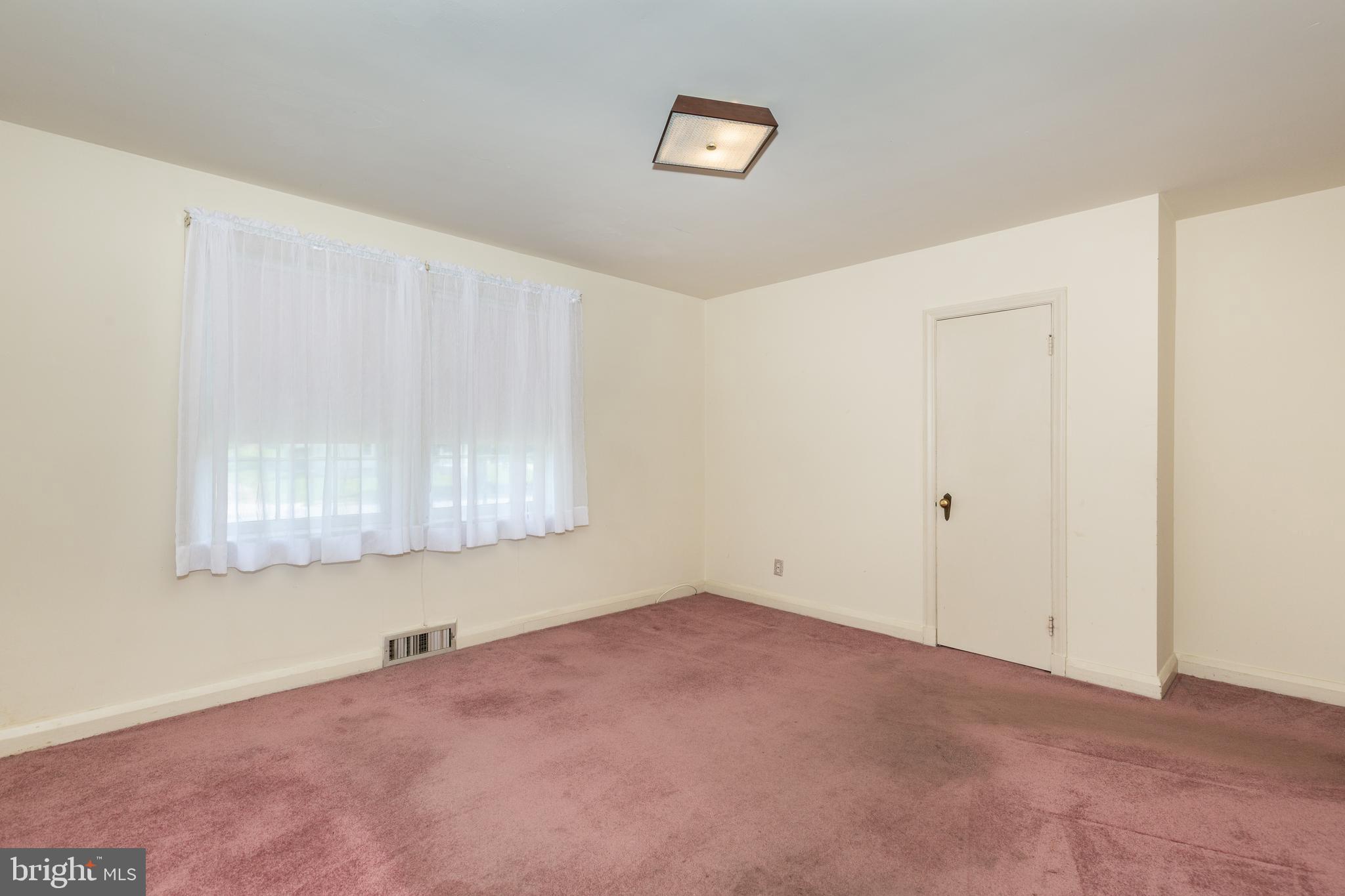 8407 Liberty Road Baltimore, MD 21244 - Photo 12 of 42