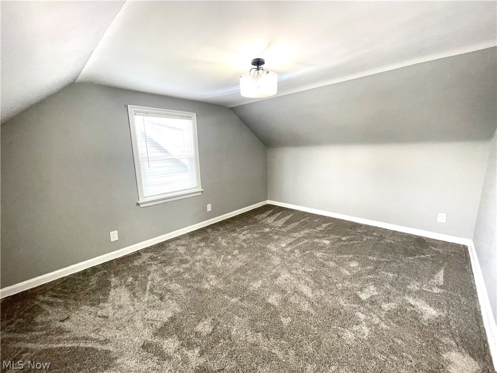 934 Pembrook Road Cleveland Heights, OH 44121 - Photo 18 of 23 Gallery Image 18