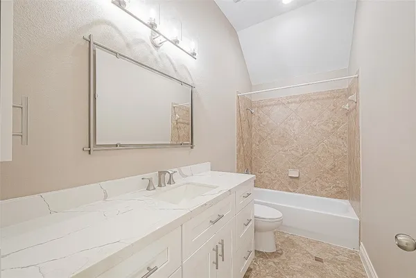 $2,900 | 31902 Forest Pine Court, Conroe, TX 77385