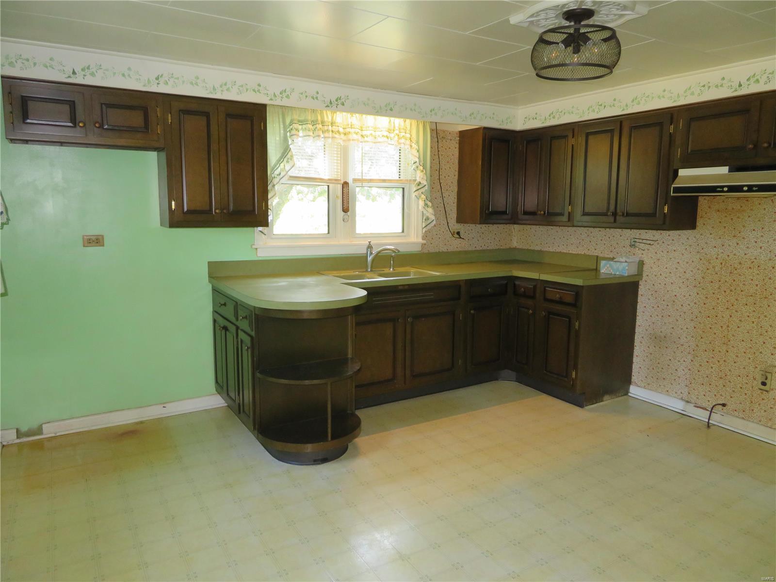 28862 McClusky Road Jerseyville, IL 62052 - Photo 19 of 37 Gallery Image 19
