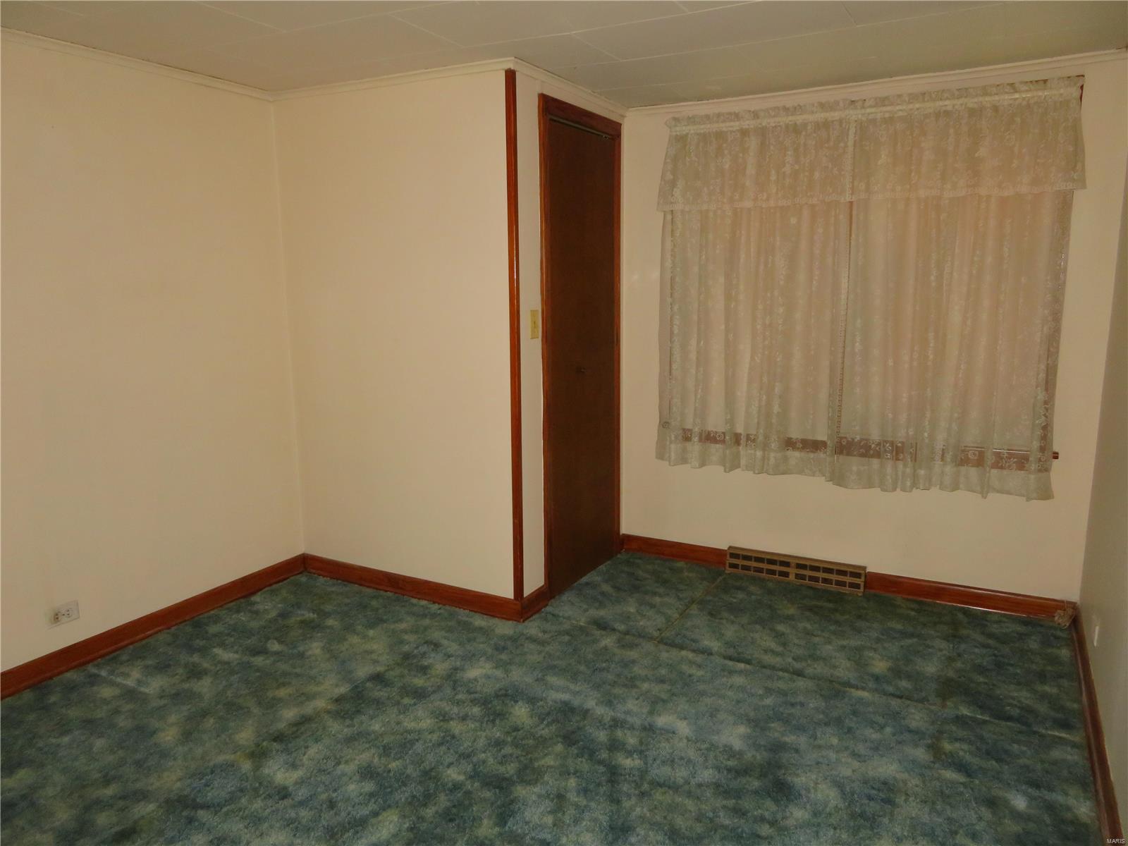 28862 McClusky Road Jerseyville, IL 62052 - Photo 8 of 37 Gallery Image 8
