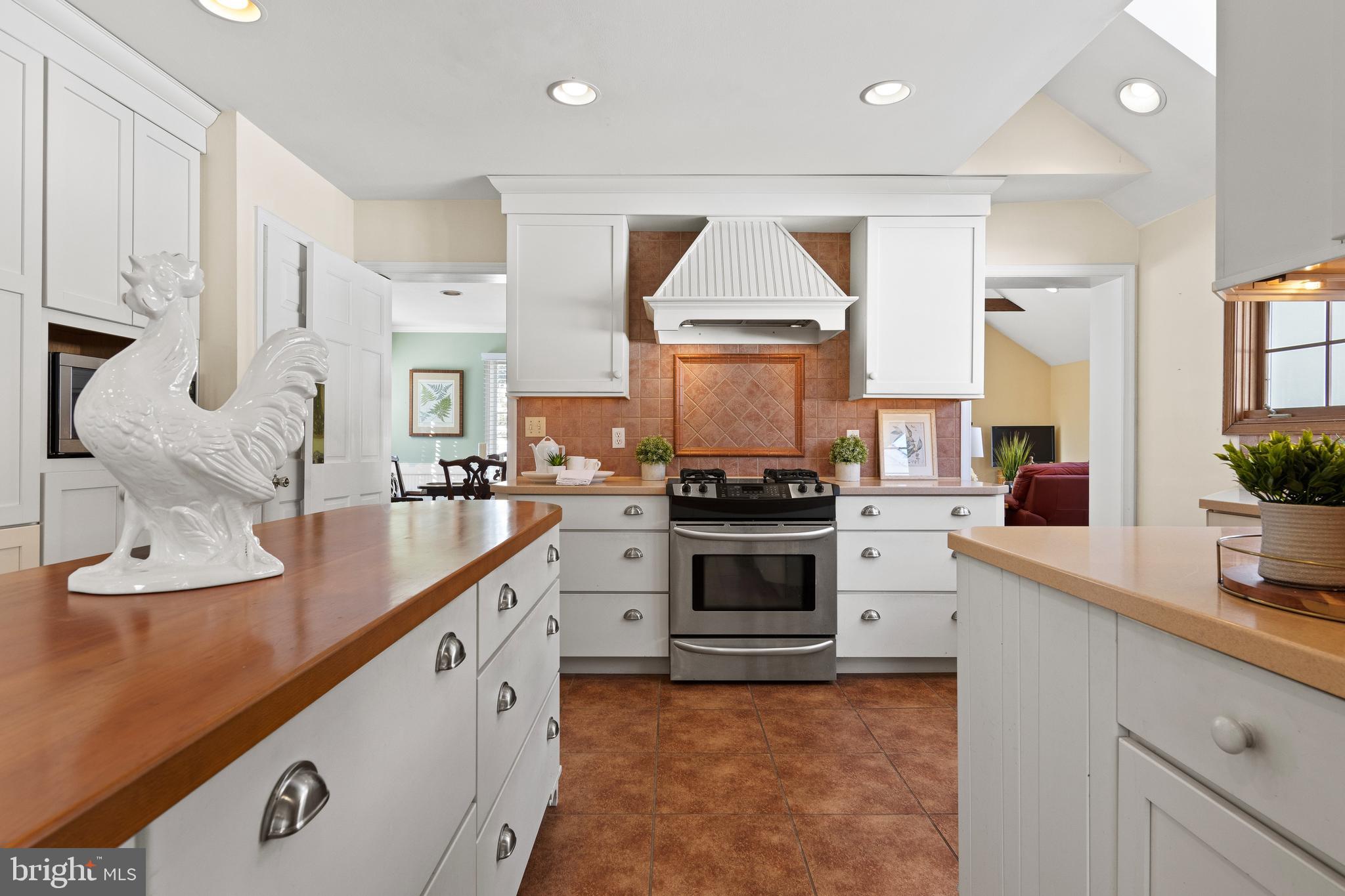 684 Wetherby Lane Devon, PA 19333 - Photo 15 of 38