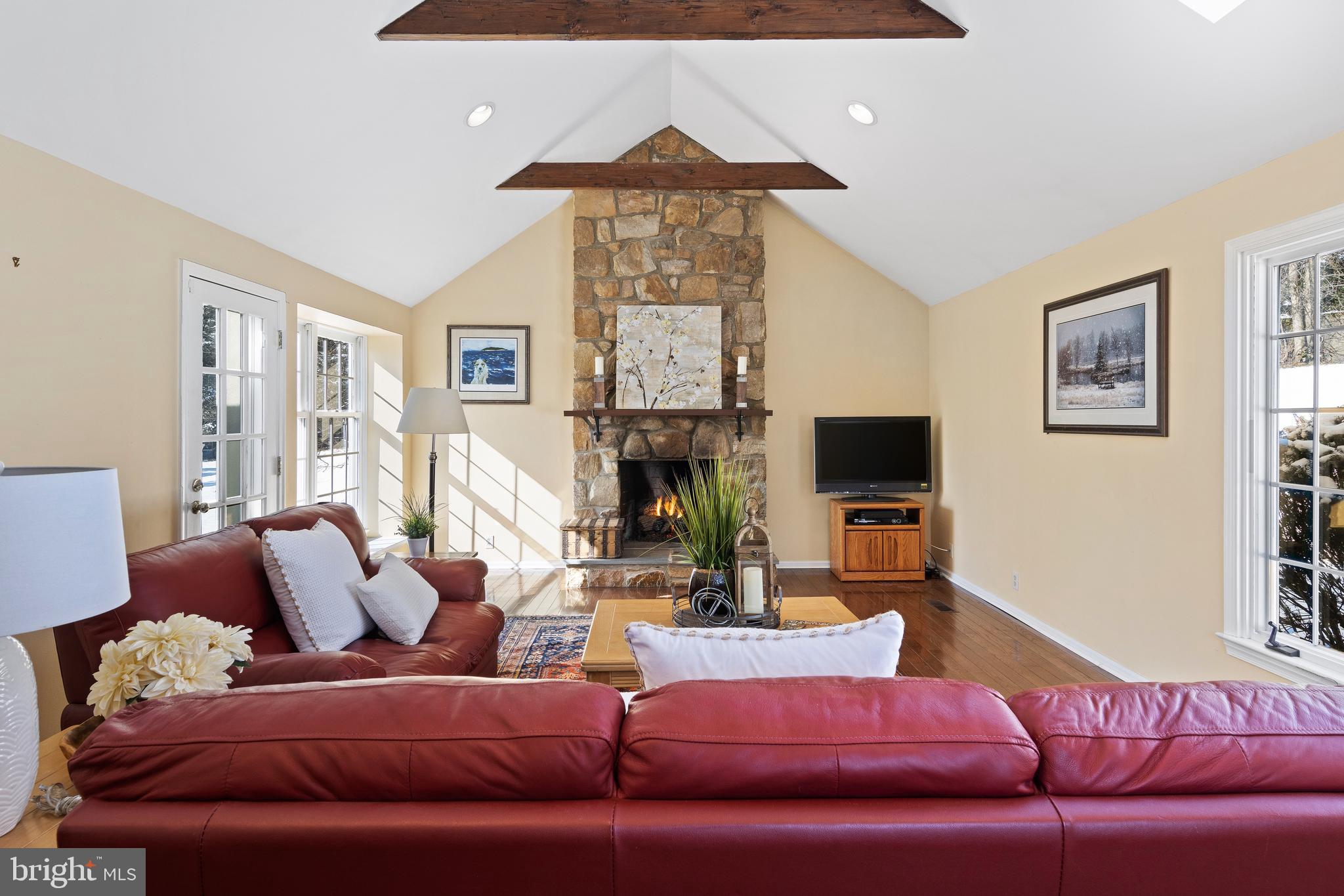 684 Wetherby Lane Devon, PA 19333 - Photo 20 of 38 Family Room