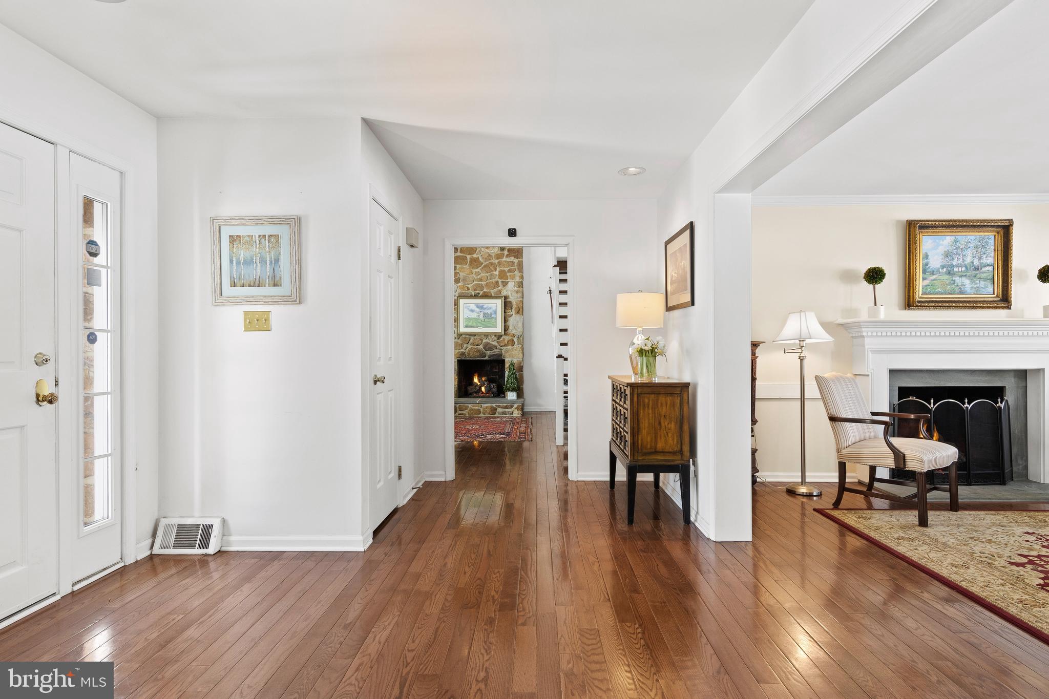 684 Wetherby Lane Devon, PA 19333 - Photo 6 of 38 Large Entry