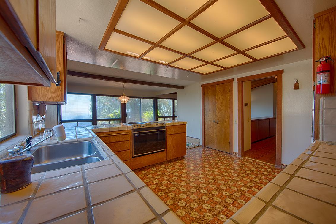 20073 Beatty Ridge Road Los Gatos, CA 95033 - Photo 15 of 28 Gallery Image 15