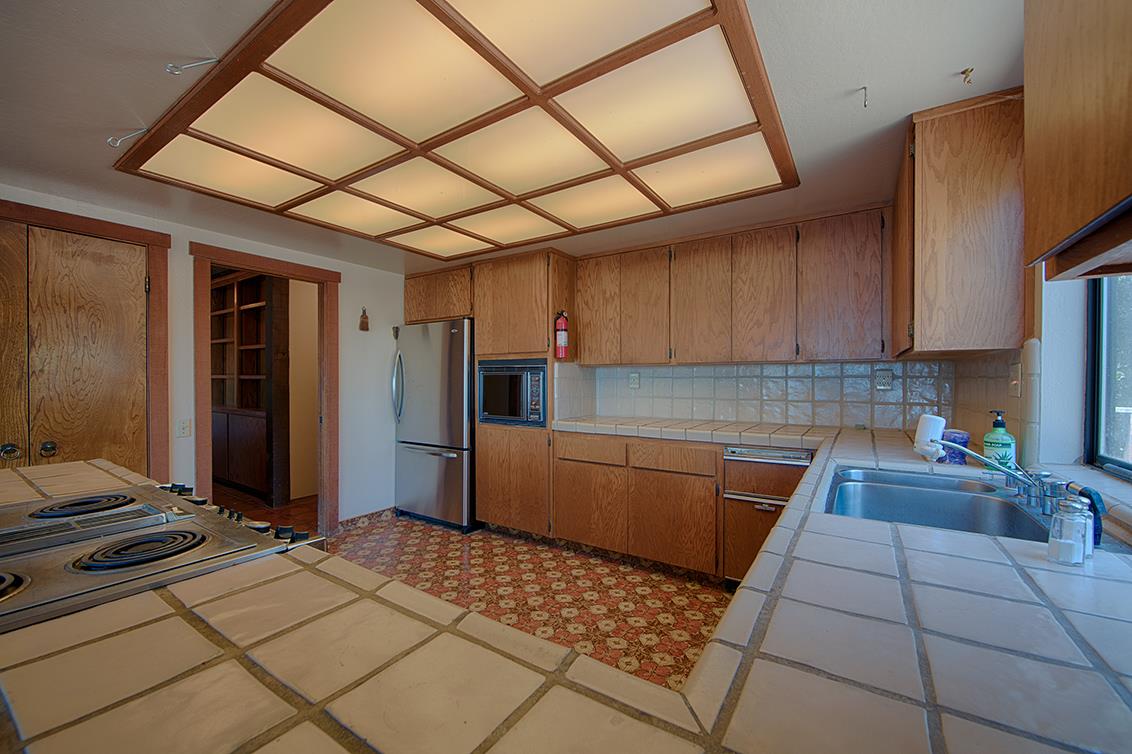 20073 Beatty Ridge Road Los Gatos, CA 95033 - Photo 16 of 28 Gallery Image 16