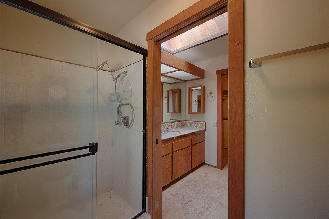 20073 Beatty Ridge Road Los Gatos, CA 95033 - Photo 21 of 28 Gallery Image 21