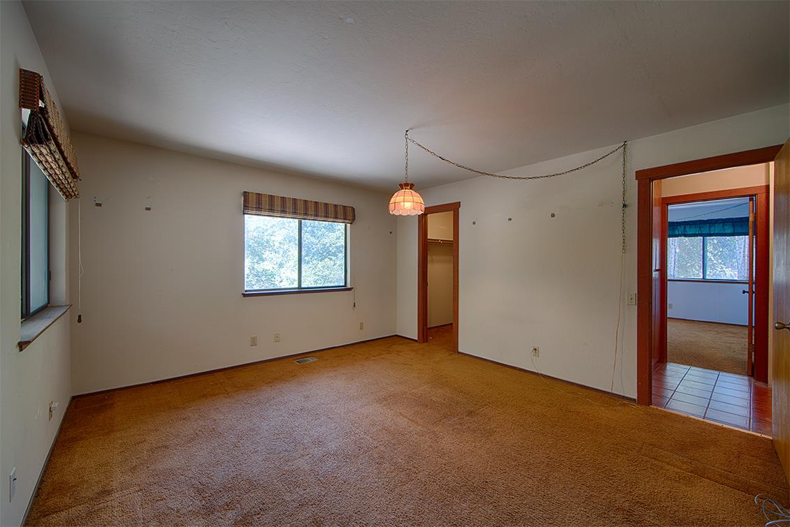 20073 Beatty Ridge Road Los Gatos, CA 95033 - Photo 24 of 28 Gallery Image 24
