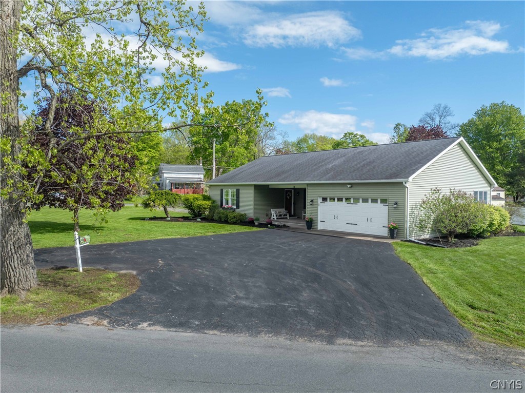 126 Bridge Street Schroeppel, NY 13135 - Photo 2 of 46