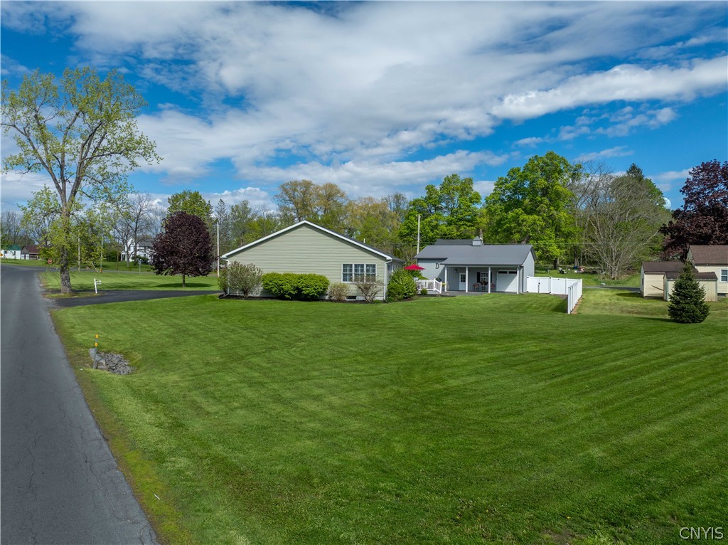 126 Bridge Street Schroeppel, NY 13135 - Photo 9 of 46