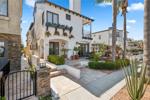$9,000 | 410 Goldenrod Avenue, Unit B, Corona del Mar, CA 92625