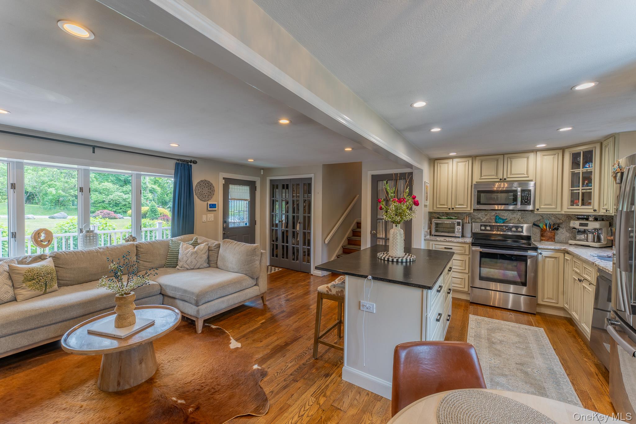 621 Stage Road Monroe, NY 10950 - Photo 8 of 29