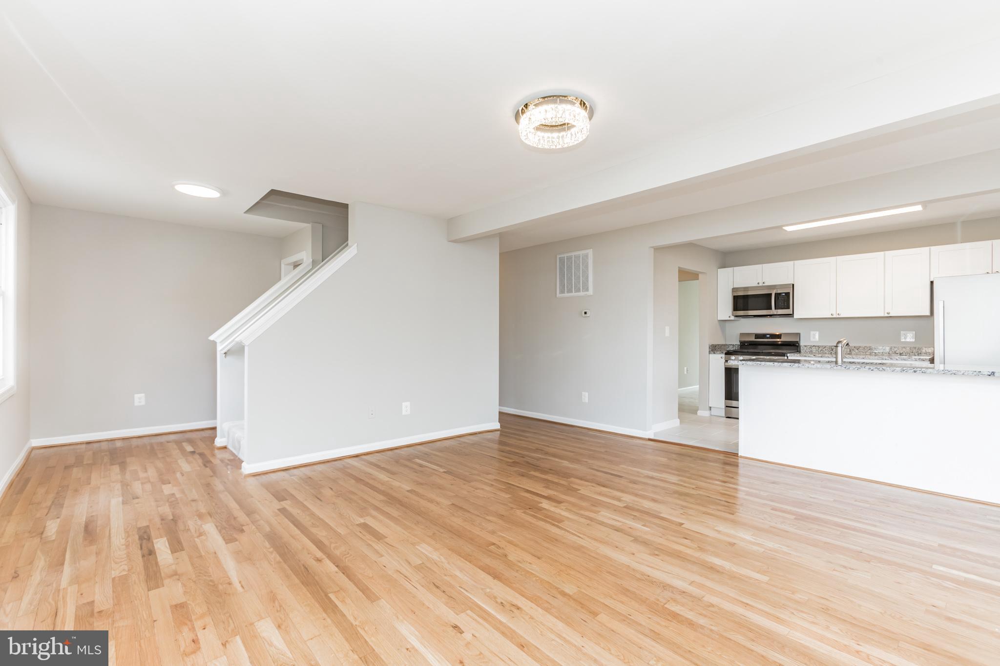 3118 Wayne Road Falls Church, VA 22042 - Photo 3 of 30 Gallery Image 3
