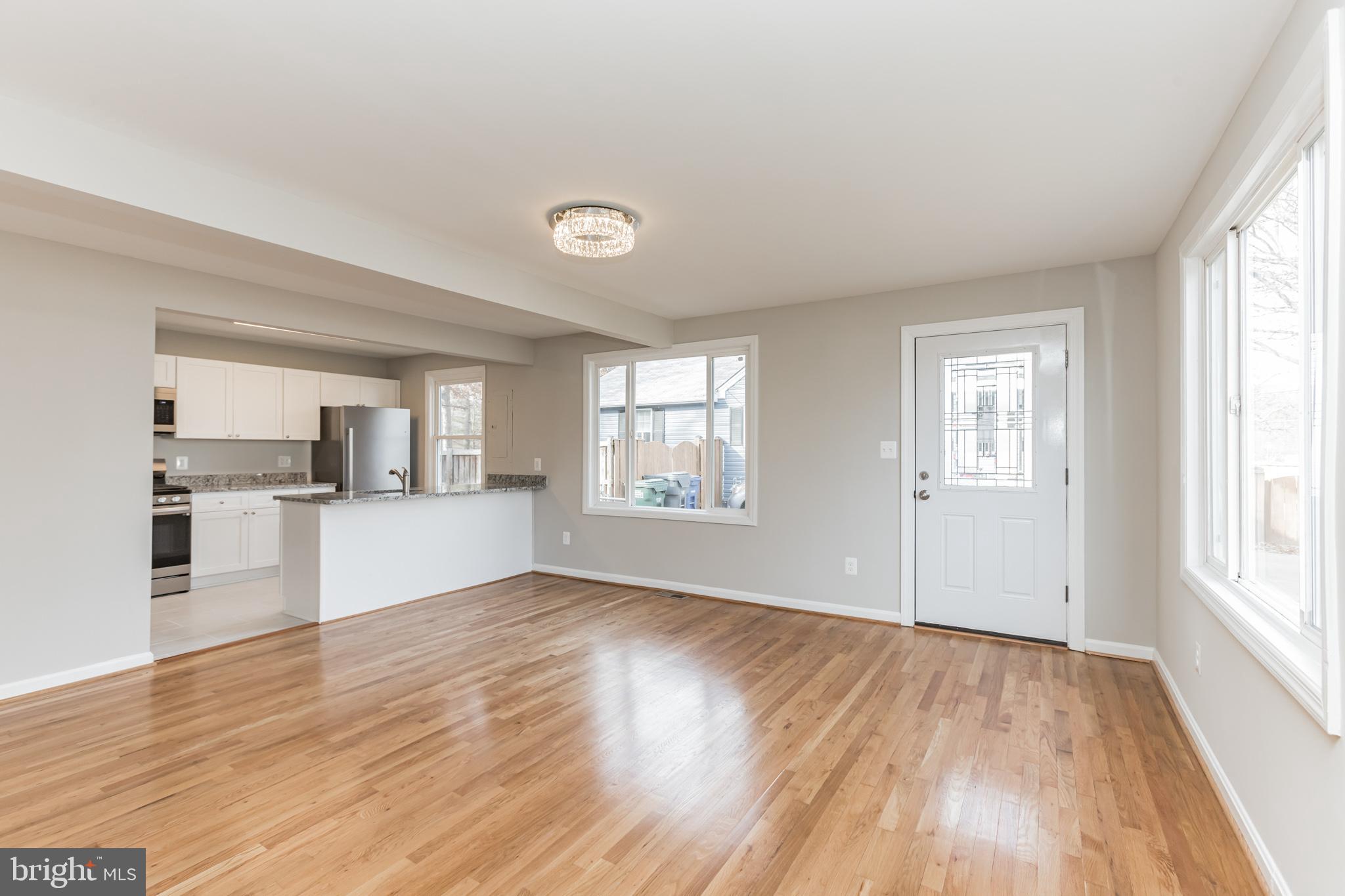 3118 Wayne Road Falls Church, VA 22042 - Photo 6 of 30 Gallery Image 6