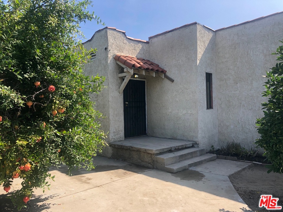 4133 Bemis Street Los Angeles, CA 90039 - Photo 2 of 13 a front view of a house with a yard
