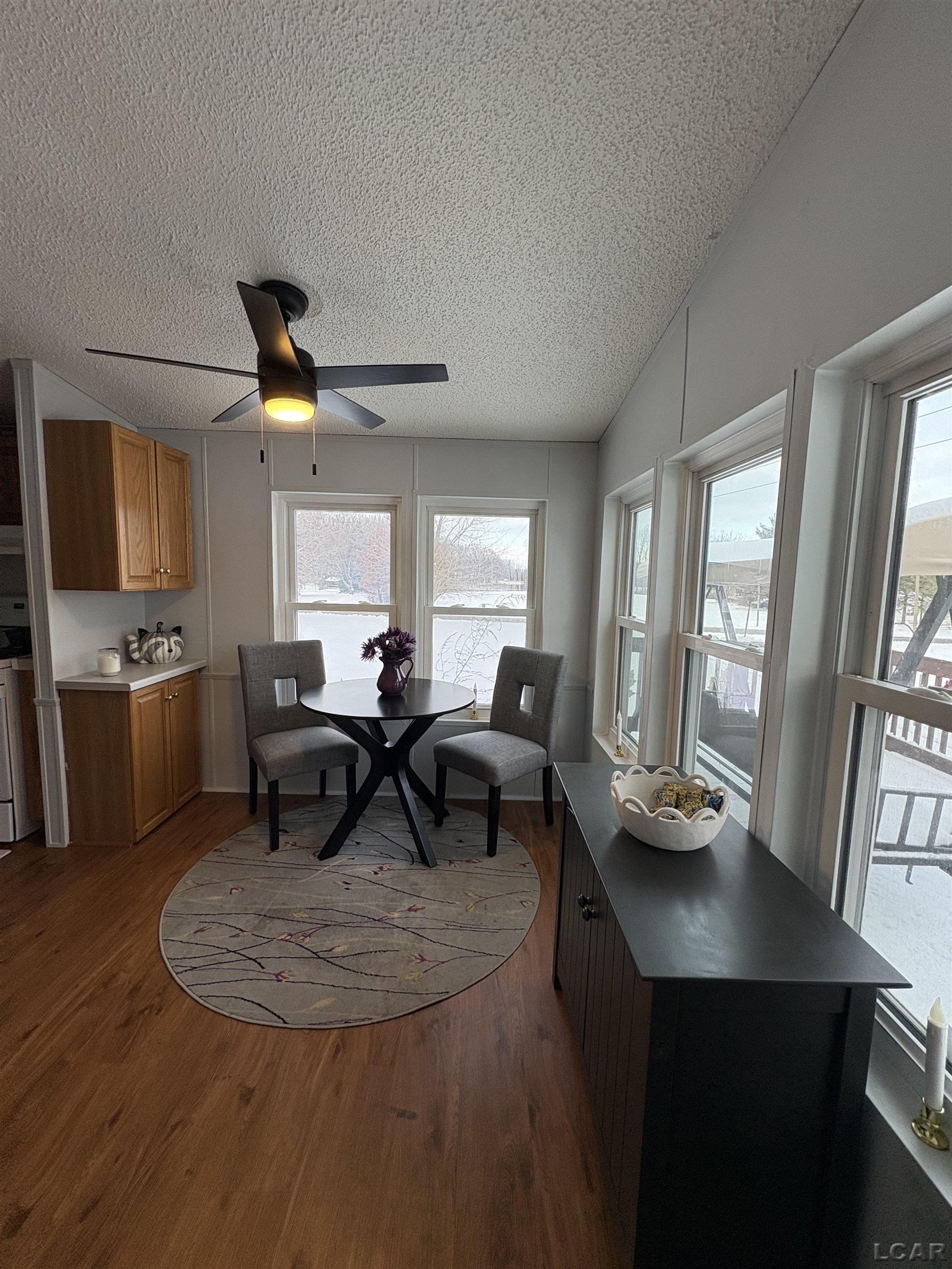 2711 East Carleton Road Adrian, MI 49221 - Photo 12 of 29 50195272-ab2c00c8-85d5-4b63-928a-b26eb17b2615.JPG