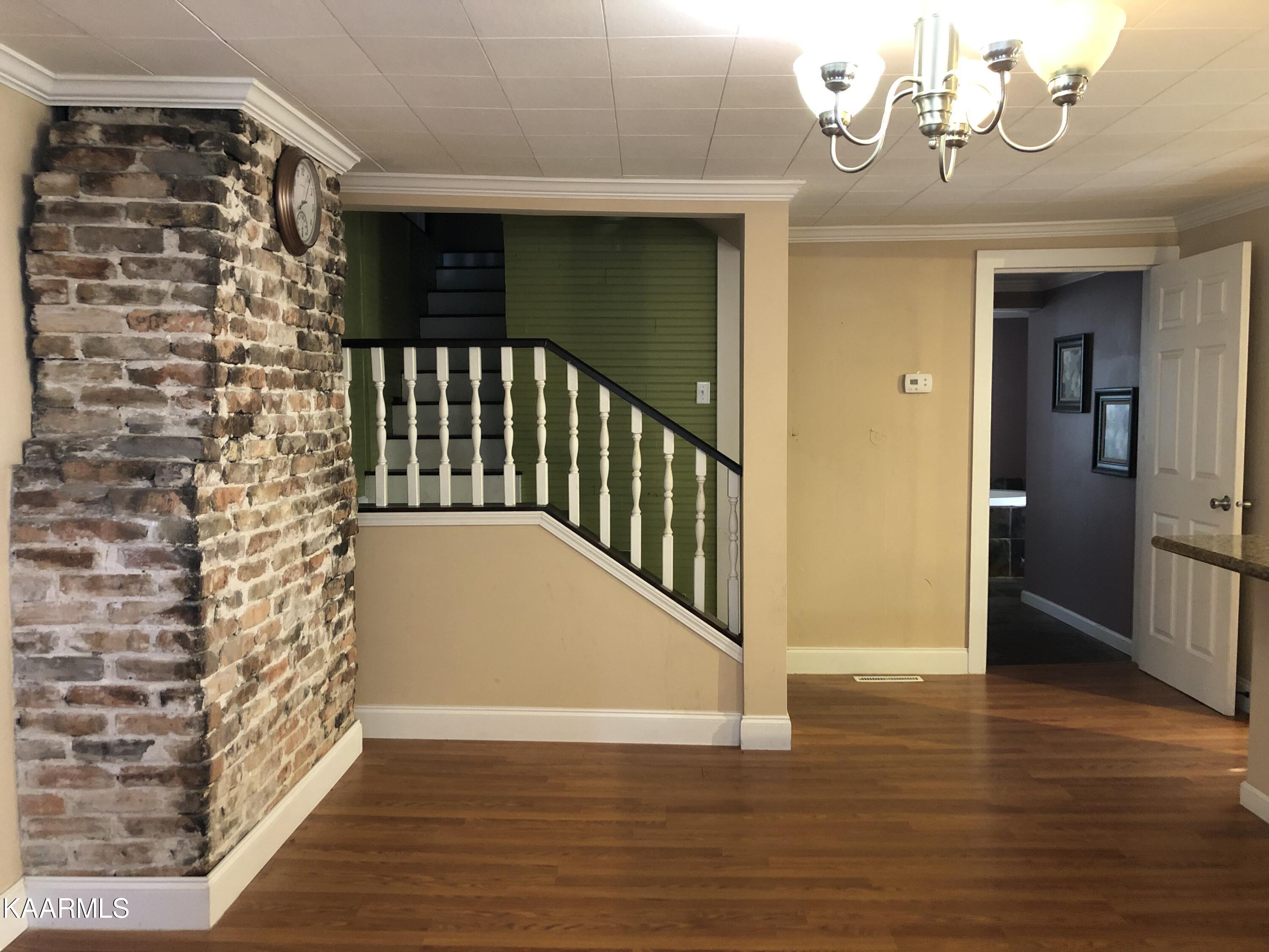 285 Bellwood Road Middlesboro, KY 40965 - Photo 15 of 29 3486F18E-CC4B-4E73-B784-ED584C867991
