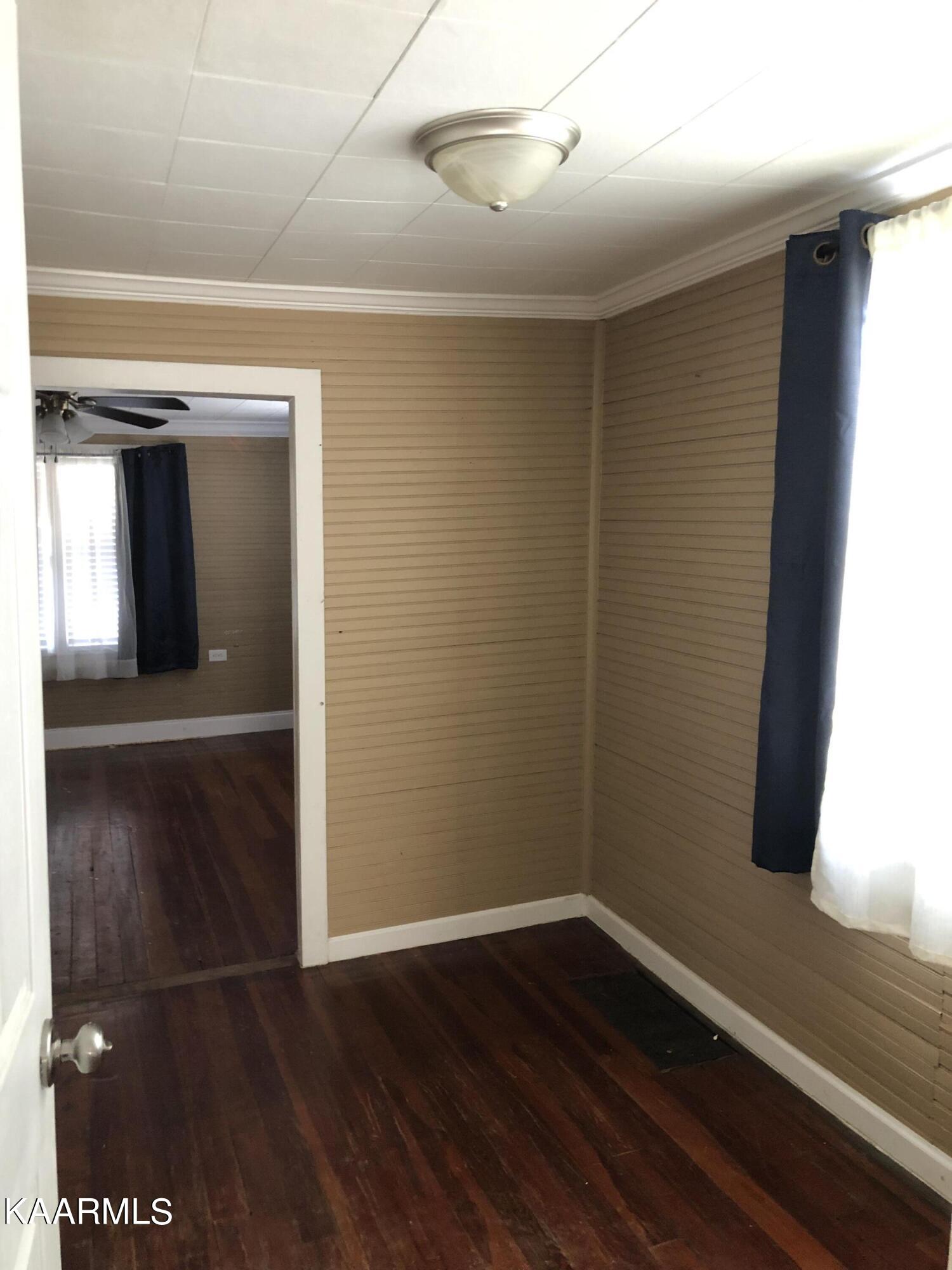 285 Bellwood Road Middlesboro, KY 40965 - Photo 20 of 29 9221C69C-32B8-4F81-AD35-13BA9B61E579