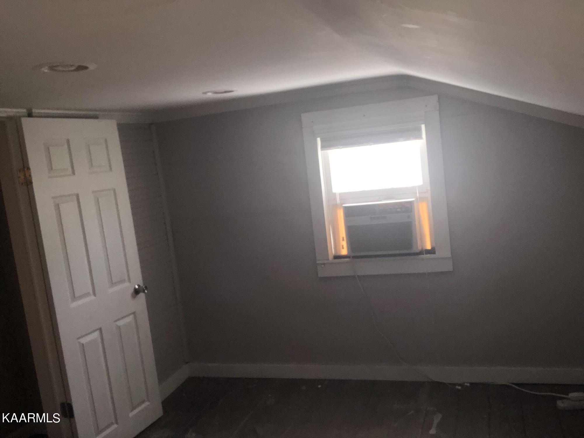 285 Bellwood Road Middlesboro, KY 40965 - Photo 29 of 29 A2DA16D4-AEA1-42EB-B7E3-C09D1B3EF00C