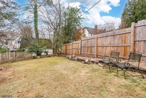 $1,995,000 | 158 South Mountain Avenue, Montclair, NJ 07042