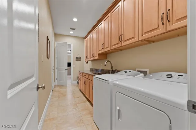 $1,049,000 | 6057 Calusa Rdg Trail, Bokeelia, FL 33922