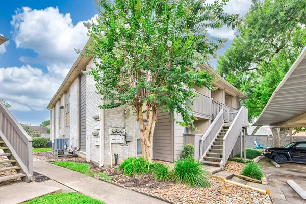 $85,000 | 1900 Bay Area Boulevard, Unit 250, Houston, TX 77058