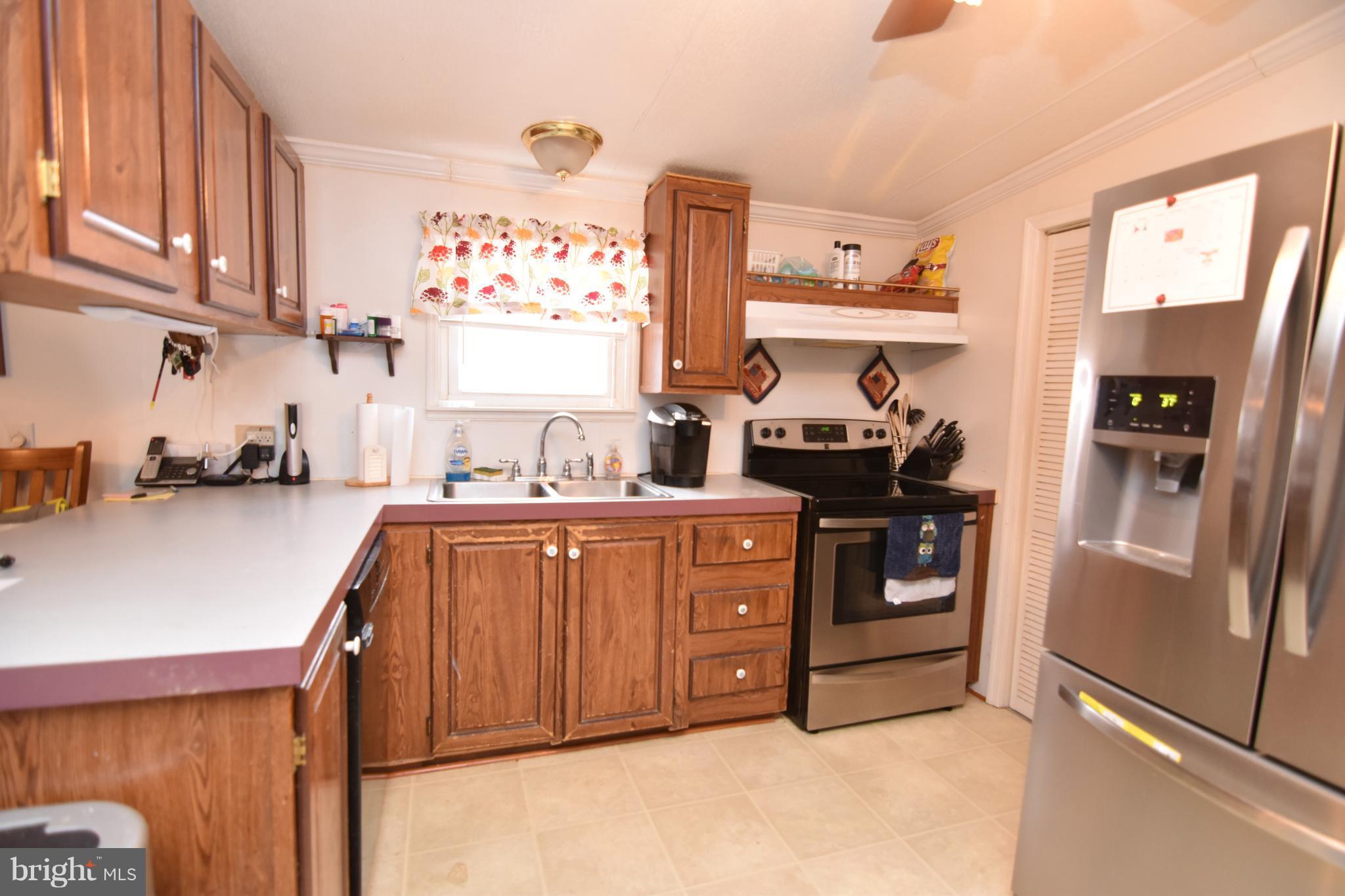 19593 Three Notch Road Lexington Park, MD 20653 - Photo 8 of 29 Kitchen