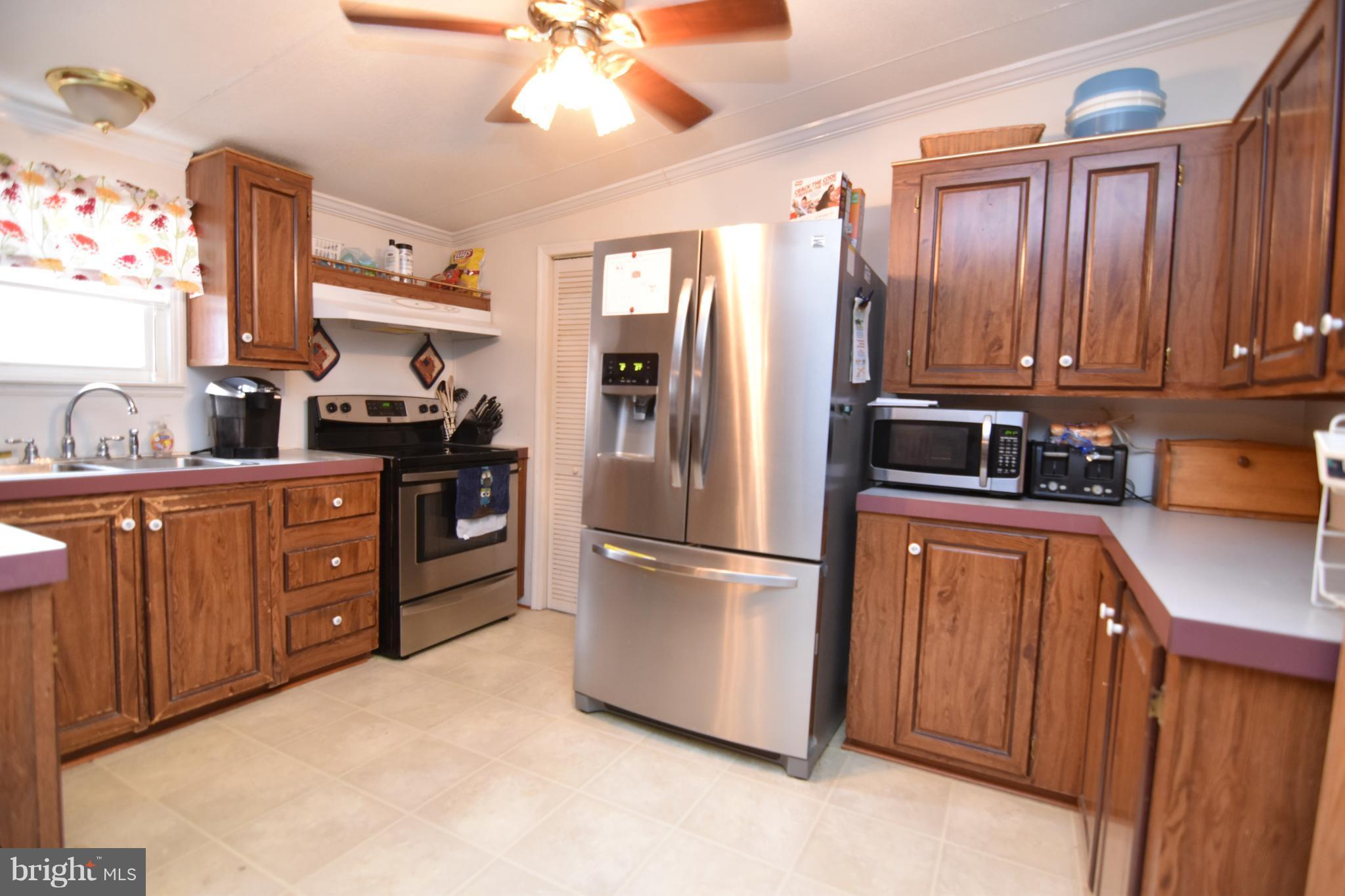 19593 Three Notch Road Lexington Park, MD 20653 - Photo 9 of 29 Kitchen