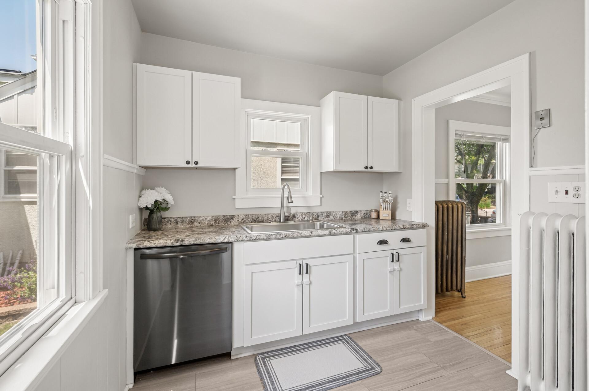 1407 Pascal Street St. Paul, MN 55108 - Photo 25 of 46