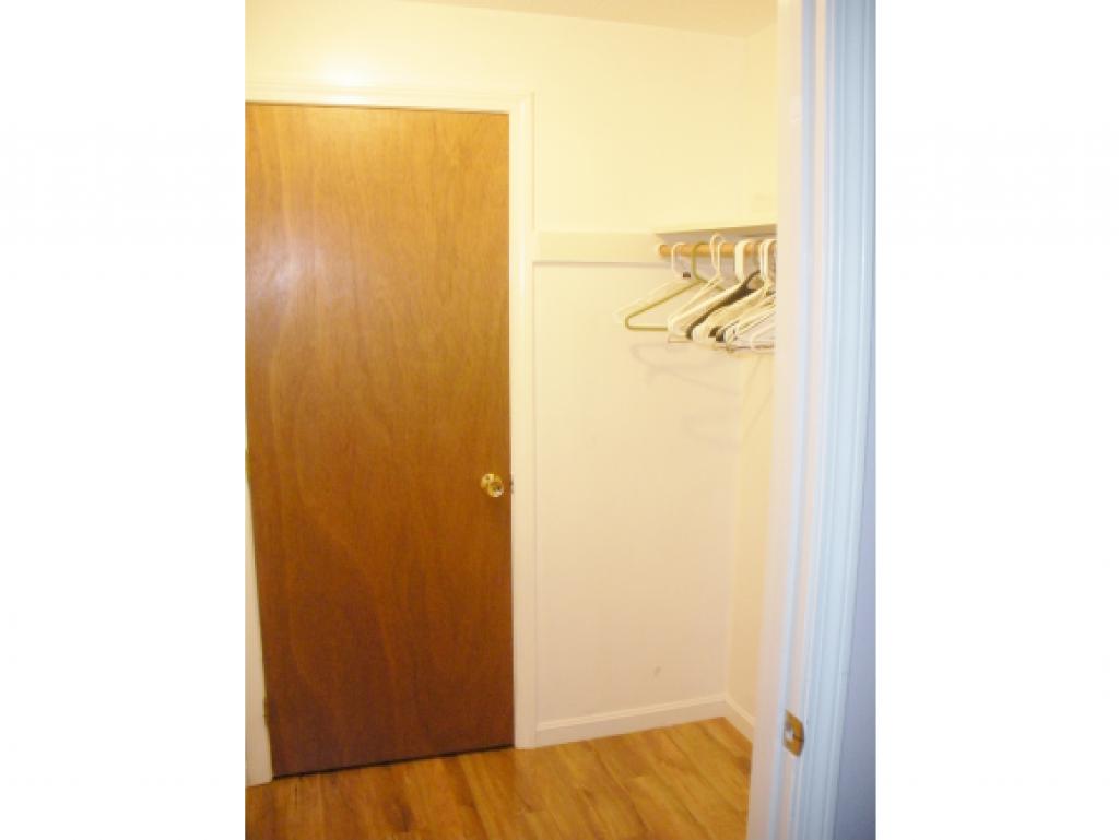 113 Indian Rock Road, Unit 113 Merrimack, NH 03054 - Photo 13 of 24