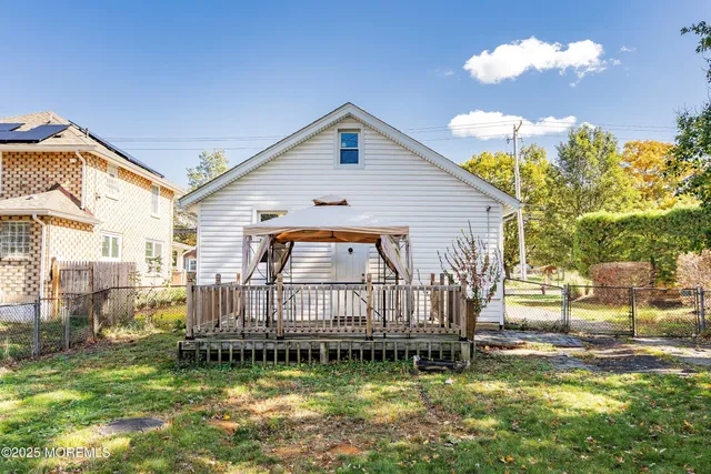 a view of an outdoor space and a yard