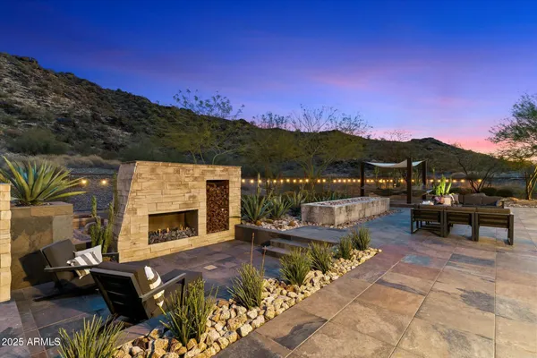 $2,100,000 | 9539 South 13th Way, Phoenix, AZ 85042