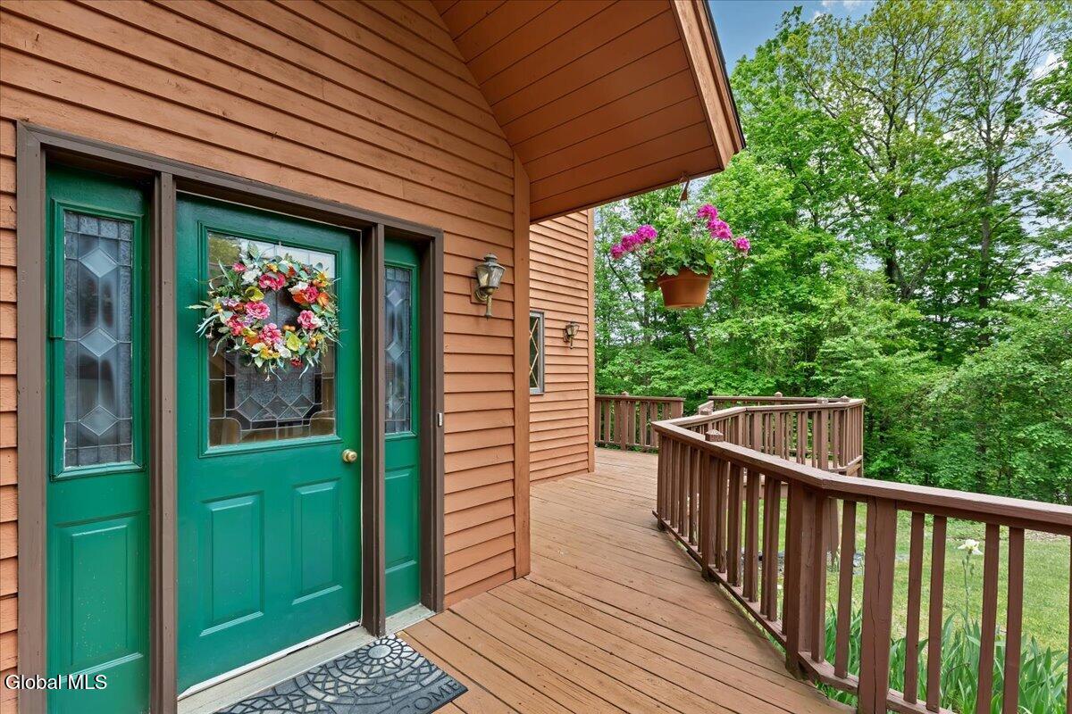 64 Ford Road Troy, NY 12180 - Photo 12 of 71 06-IMG_4032
