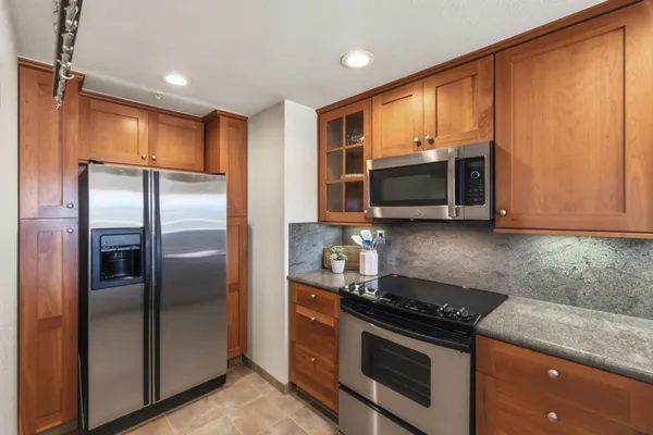 $935,000 | 2175 Vista Del Mar, San Mateo, CA 94404