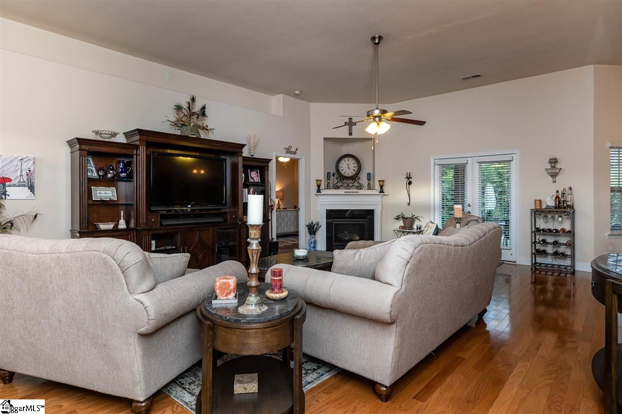 208 Raritan Court Simpsonville, SC 29681 - Photo 9 of 28 Gallery Image 9