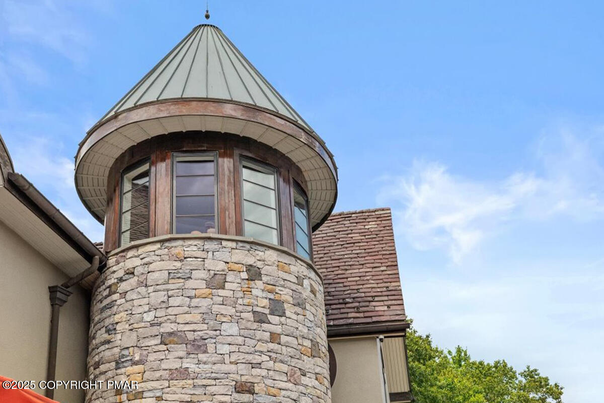 1212 Burger Hollow Road Effort, PA 18330 - Photo 126 of 138 Tower