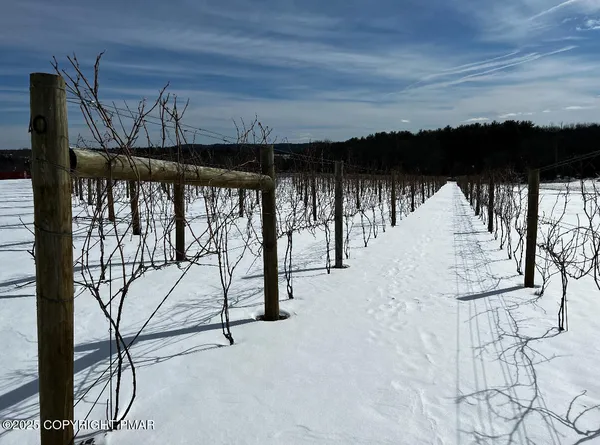 $3,899,000 | 1212 Burger Hollow Road, Effort, PA 18330
