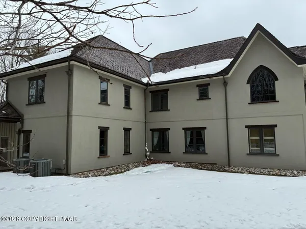 $3,899,000 | 1212 Burger Hollow Road, Effort, PA 18330