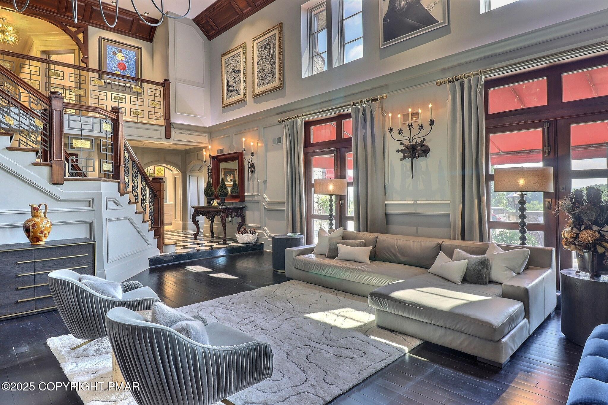 1212 Burger Hollow Road Effort, PA 18330 - Photo 52 of 138 Great Room