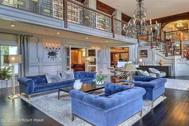 $3,899,000 | 1212 Burger Hollow Road, Effort, PA 18330