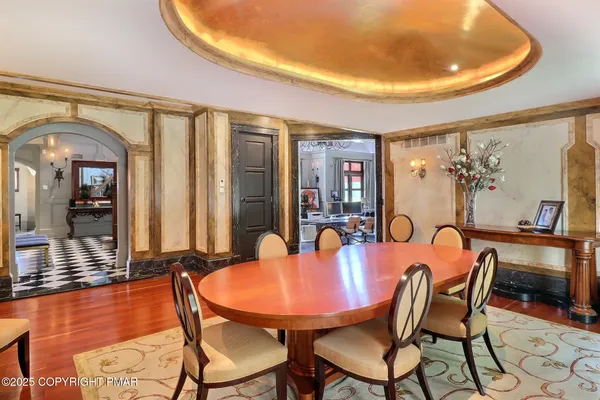 $3,899,000 | 1212 Burger Hollow Road, Effort, PA 18330